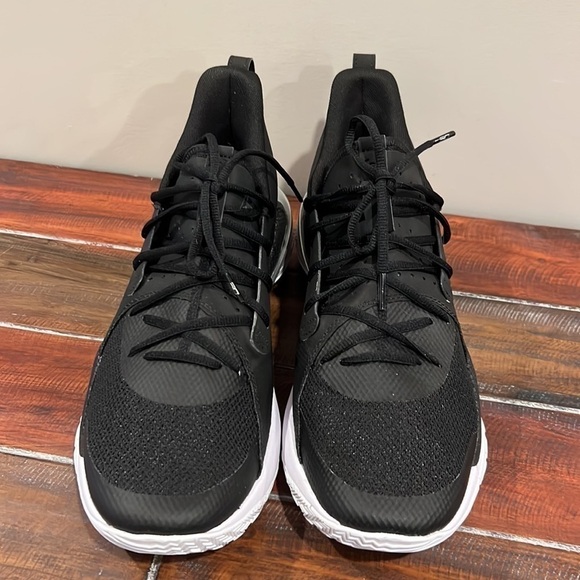 ⭐️ Under Armour UA Team Curry 7 Basketball Sneakers Black White Size 12 - Picture 3 of 9